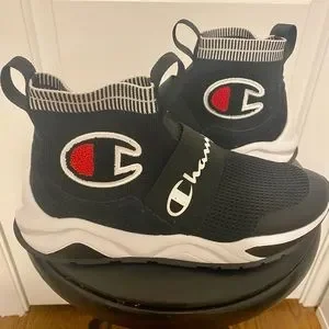 Champion high top sneakers no tie youth 6.5